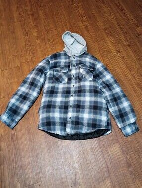 Wrangler Men’s Medium Blue Plaid Hooded Flannel Shirt Jacket Shacket